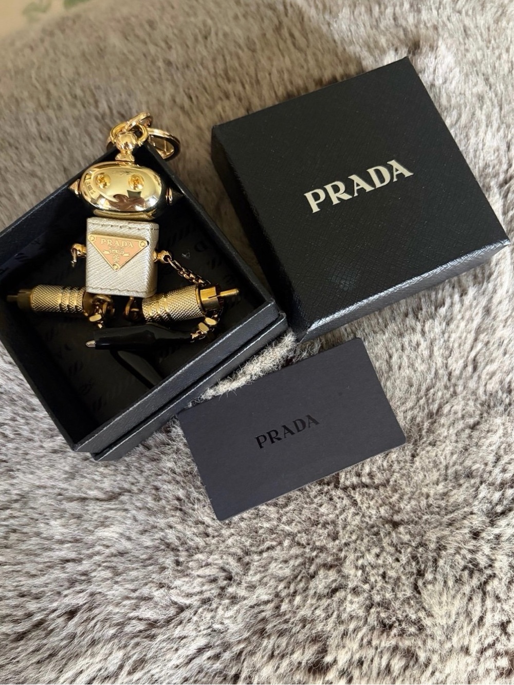 PRADA Saffiano Robot  Charm Platin